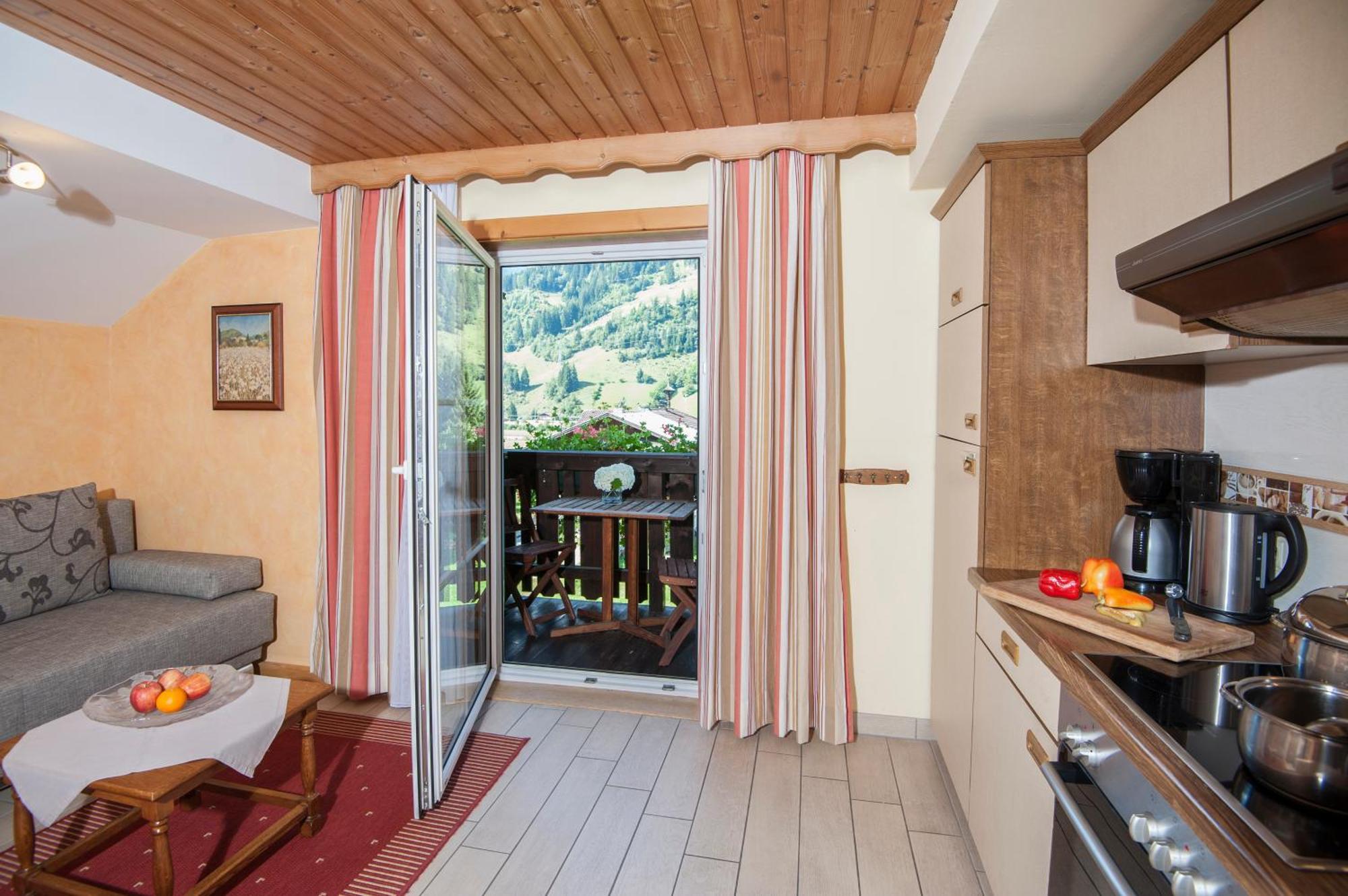 Ferienhaus Antonia Дорфгаштайн Номер фото